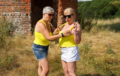 TAC Amateurs pleased to share with you a free picture gallery with Savana in passionate lesbian foreplay